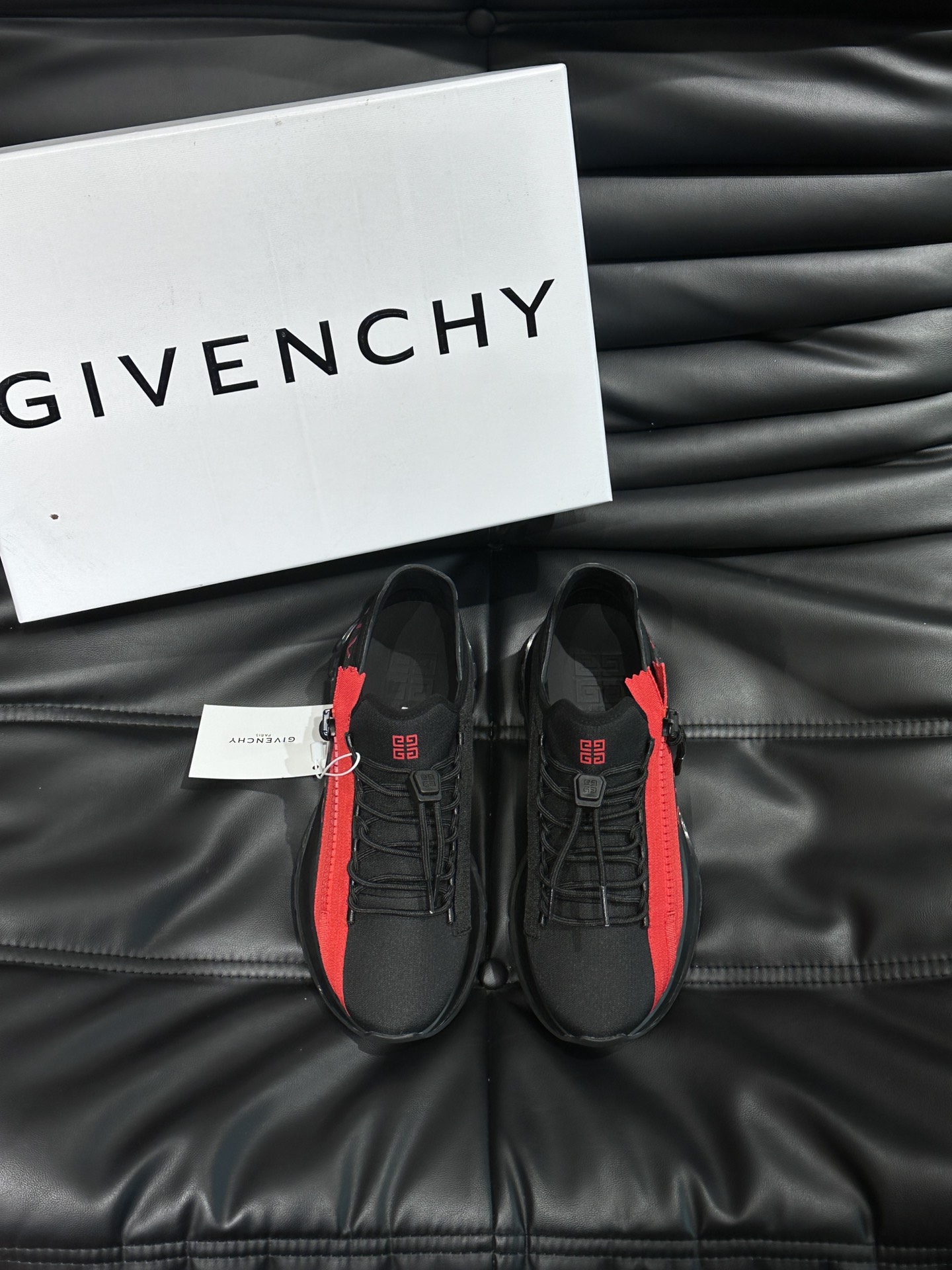 Givenchy Spectre runner sneakers in leather with zip-blackred