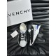 Givenchy Spectre runner sneakers in leather with zip-Whiteblack