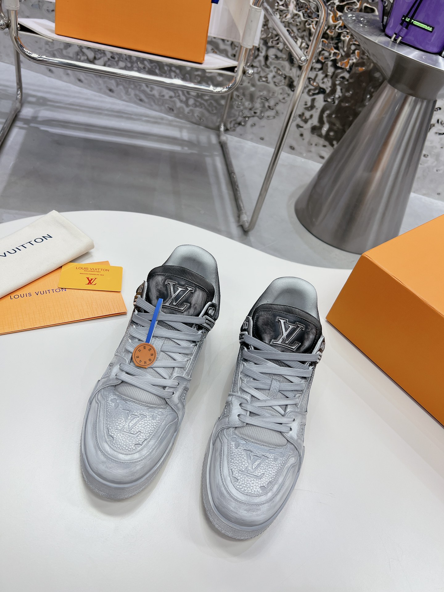 Louis Vuitton TRAINER sneakers-gray